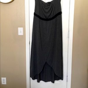 Strapless grey dress